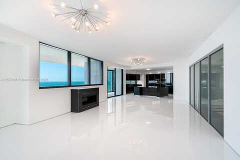 18555 Collins Ave, Sunny Isles Beach, FL 33160