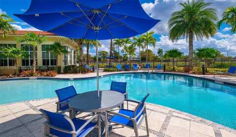 10170 SW 7th St, Pembroke Pines, FL 33025