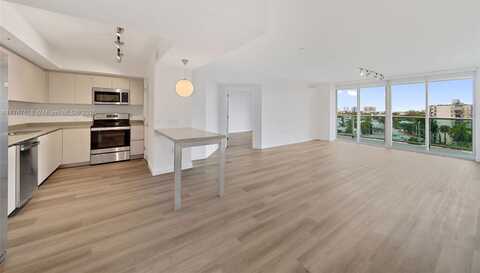 1500 Bay Rd, Miami Beach, FL 33139