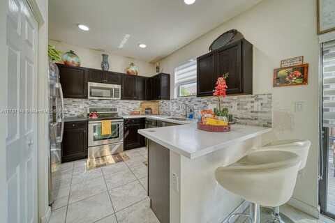 121 SE 34th Ter, Homestead, FL 33033