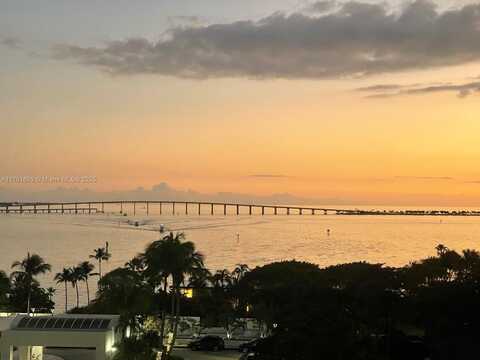 770 Claughton Island Dr, Miami, FL 33131