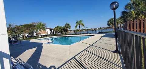 214 Lake Pointe Dr, Oakland Park, FL 33309
