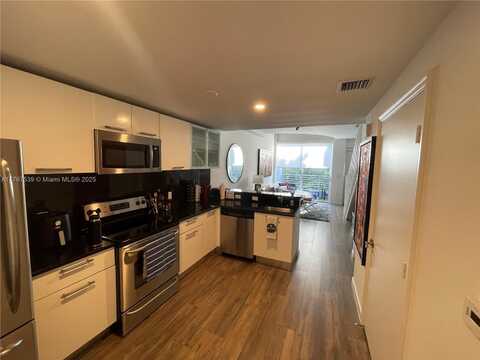 3339 Virginia St, Miami, FL 33133