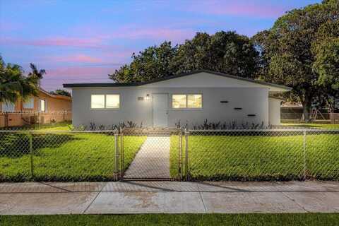 3530 NW 206th St, Miami Gardens, FL 33056