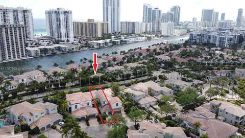 826 E Spinnaker Dr E, Hollywood, FL 33019