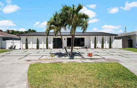 1945 NE 208th Ter, Miami, FL 33179