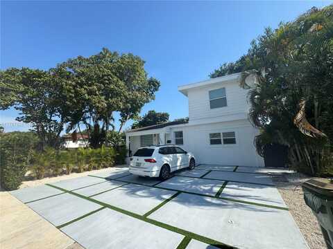 1000 NE 134th St, North Miami, FL 33161