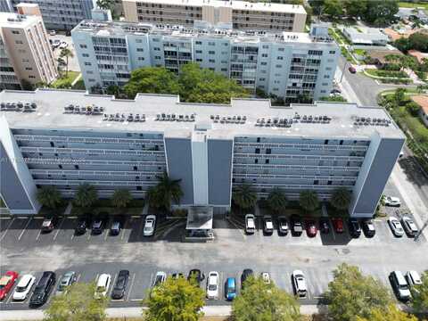320 NE 12 AVENUE, Hallandale Beach, FL 33009