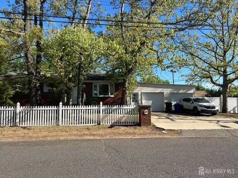 24 Kensington Avenue, Old Bridge, NJ 08857