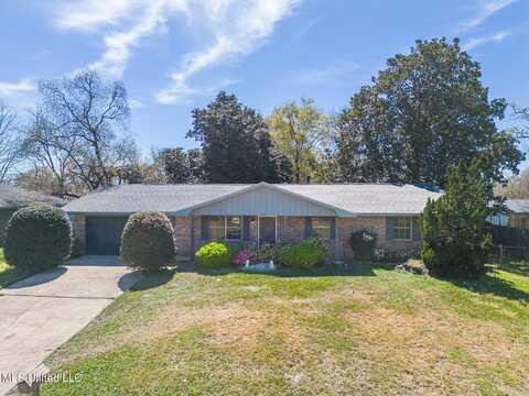 100 Edwards Drive, Gulfport, MS 39503