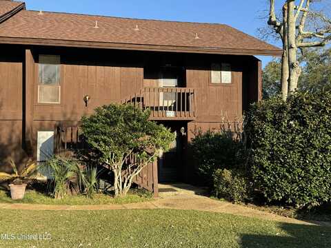 208 Molokai, Diamondhead, MS 39525