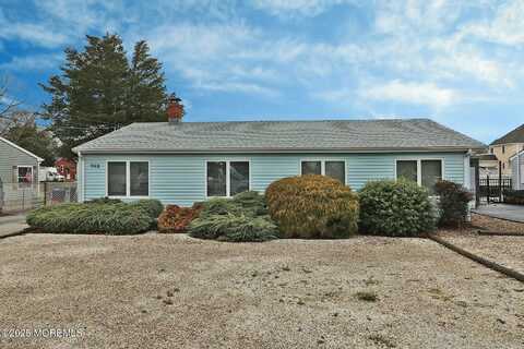 702 Chesapeake Drive, Forked River, NJ 08731