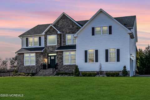 8 Northfield Court, Freehold, NJ 07728