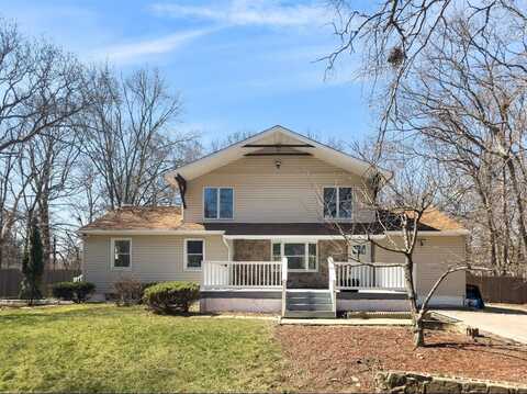 36 Arbutus Court, Ronkonkoma, NY 11779
