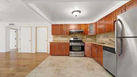 140-75 Ash, Flushing, NY 11355