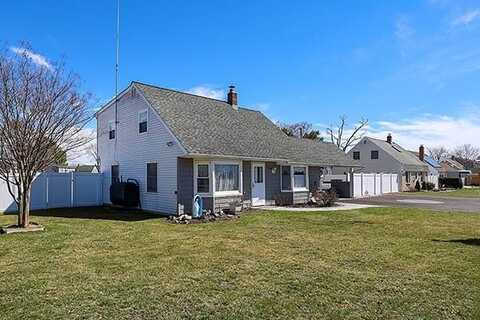 109 Loring Road, Levittown, NY 11756
