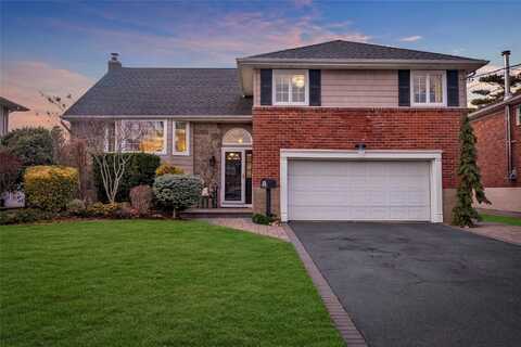355 Divot Road, Oceanside, NY 11572