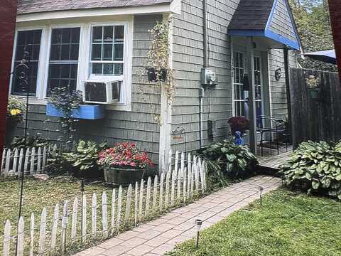 151 Tufts Road, Belfast, ME 04915