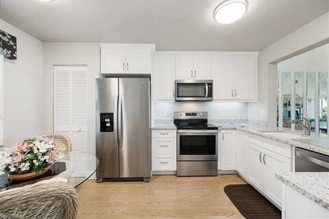 1357 Churchill, NAPLES, FL 34116