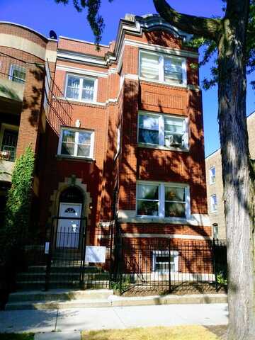 6030 S Eberhart Avenue, Chicago, IL 60637