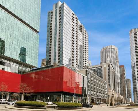 240 E ILLINOIS Street, Chicago, IL 60611