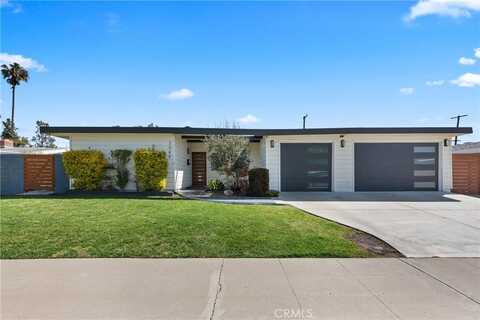 2049 N Chouteau Street, Orange, CA 92865