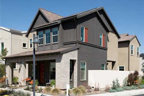 135 Bosal, Irvine, CA 92618