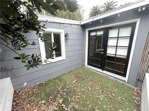 7713 Lexington Avenue, West Hollywood, CA 90046