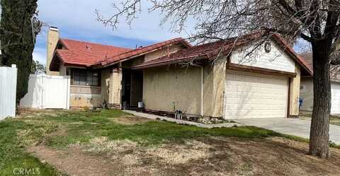 2817 Fairfield Avenue, Palmdale, CA 93550