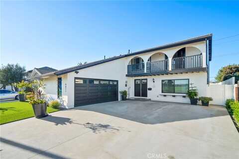 6611 Crista Palma Drive, Huntington Beach, CA 92647