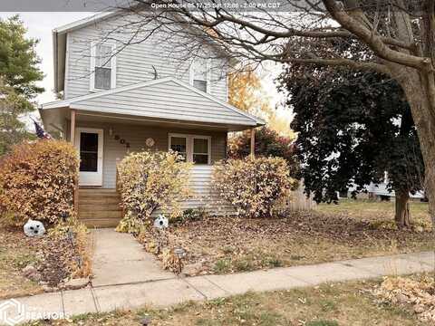 802 K Avenue, Grundy Center, IA 50638