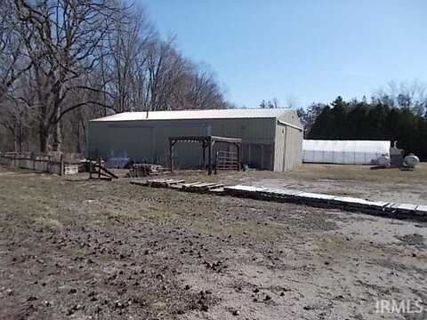 6775 S 400 E, Wolcottville, IN 46795