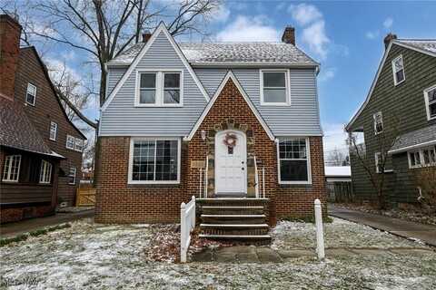 3622 Cedarbrook Road, Cleveland Heights, OH 44118