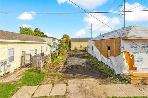 2005 SAINT ANN Street, New Orleans, LA 70116