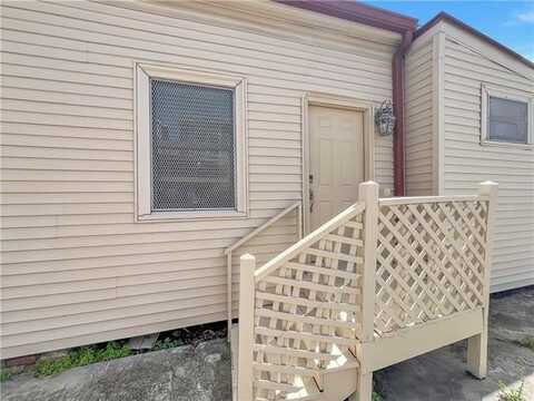 5926 MAGAZINE Street, New Orleans, LA 70115