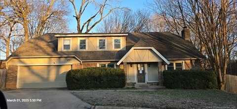 7713 S Glenwood Court, Broken Arrow, OK 74011