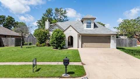 7610 N 127th East Avenue, Owasso, OK 74055