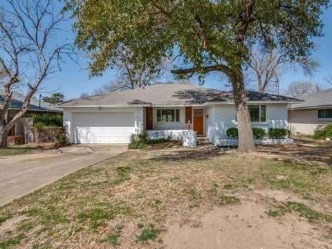 917 Golden Trophy Drive, Dallas, TX 75232