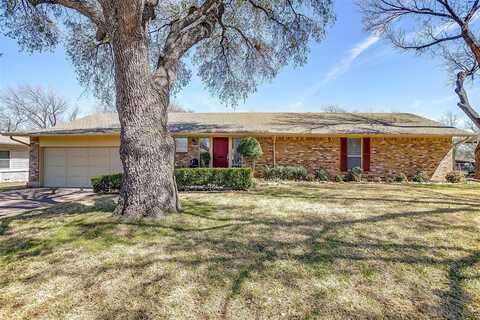 4109 Piedmont Road, Fort Worth, TX 76116