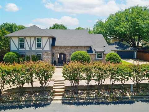 7 Royal Oaks Boulevard, Hickory Creek, TX 75065