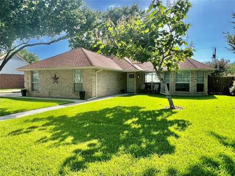 510 Canary Lane, Red Oak, TX 75154