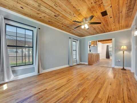1402 Murphy Avenue, Lufkin, TX 75904