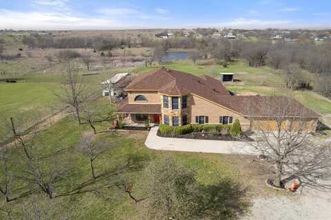5824 Sky Road, Joshua, TX 76058