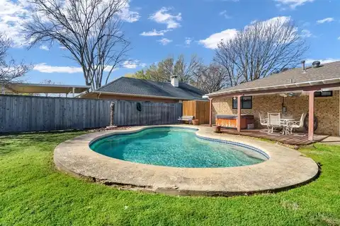 704 Sandy Creek Drive, Allen, TX 75002