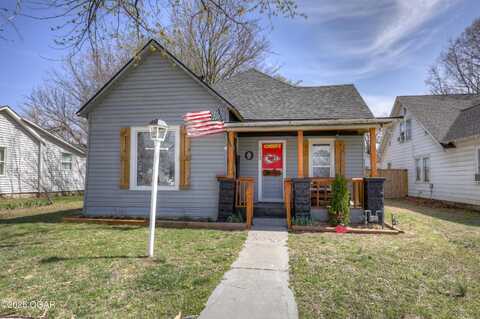 113 S Oronogo Street, Webb City, MO 64870