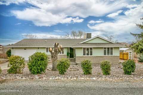 10693 E Oxbow Drive, Humboldt, AZ 86327