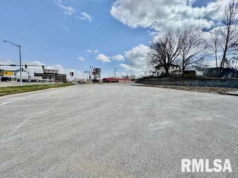 700 W JEFFERSON Street, Springfield, IL 62702