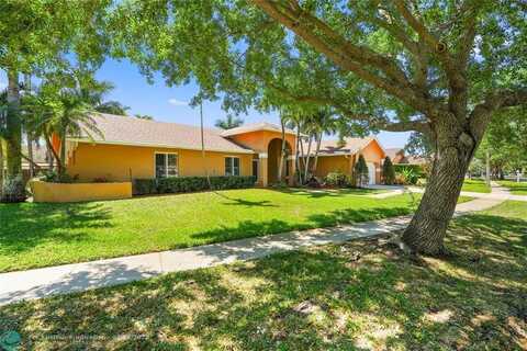 20260 NW 4th St, Pembroke Pines, FL 33029