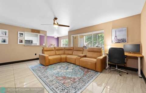 2400 NW 33rd St, Oakland Park, FL 33309