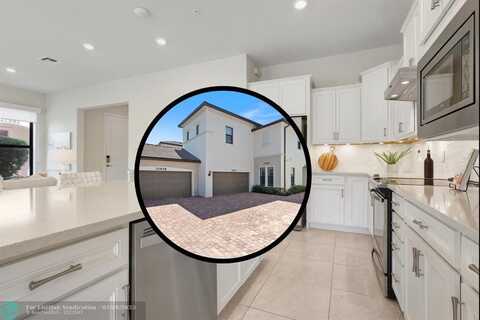 21974 Canadensis Cir, Boca Raton, FL 33428